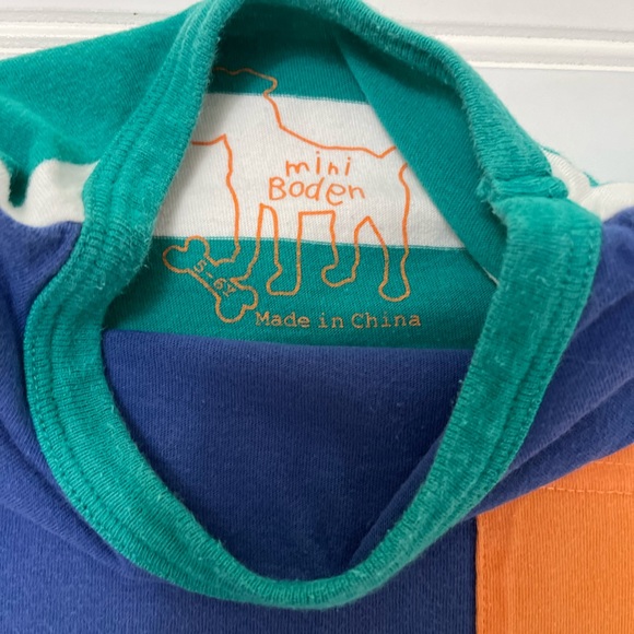 Mini Boden color block tee - Picture 3 of 3